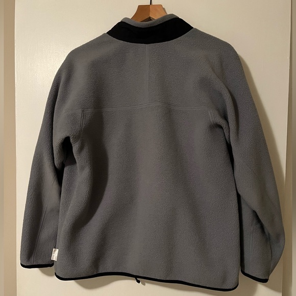 Vintage MEC zip up fleece - Picture 2 of 4